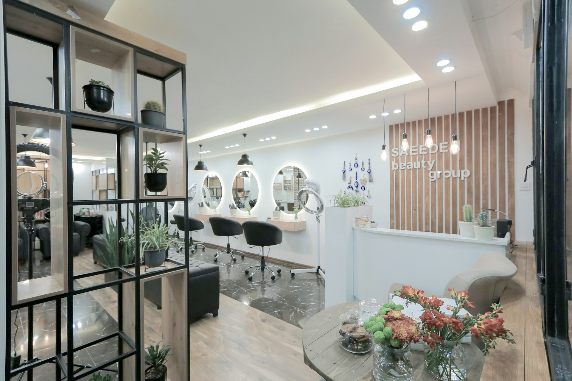 salon website bg